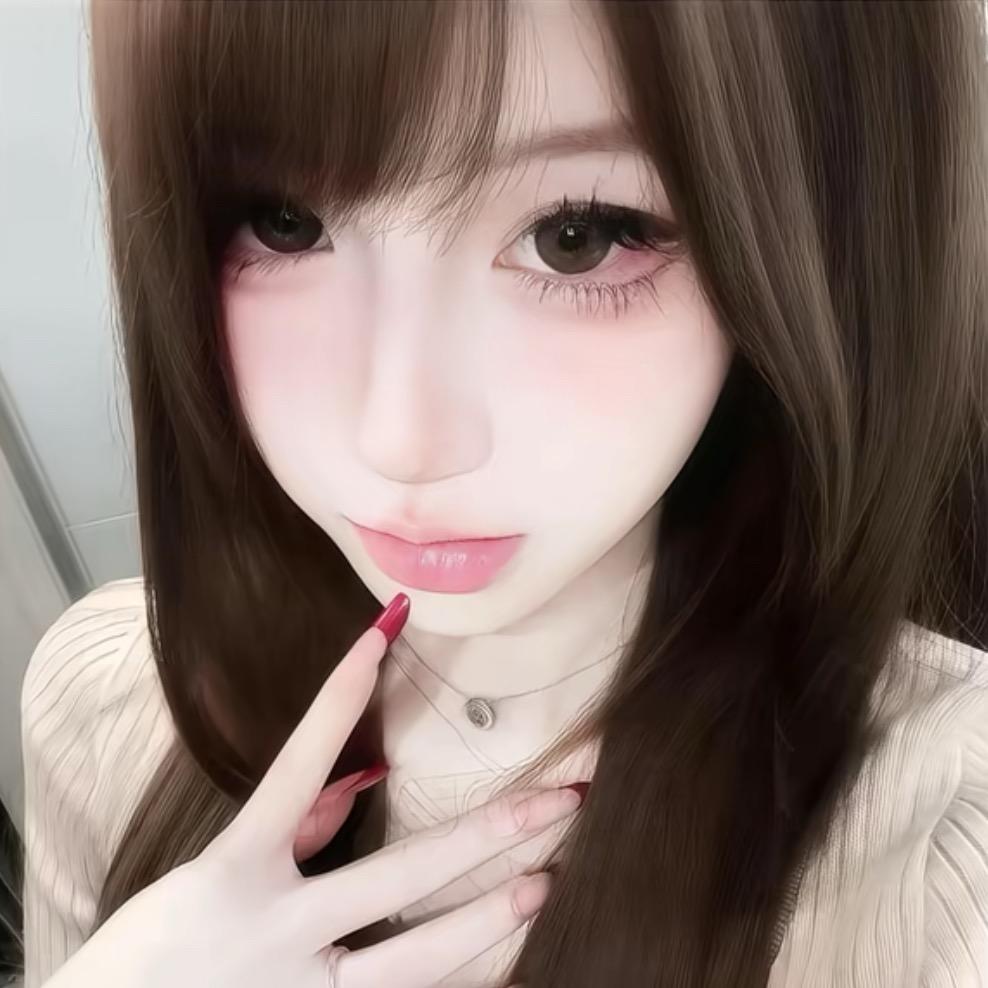 小饱^
