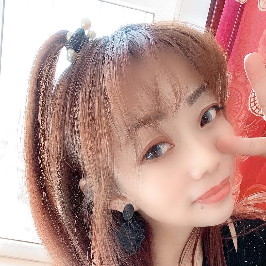 五毒俱全的姑娘