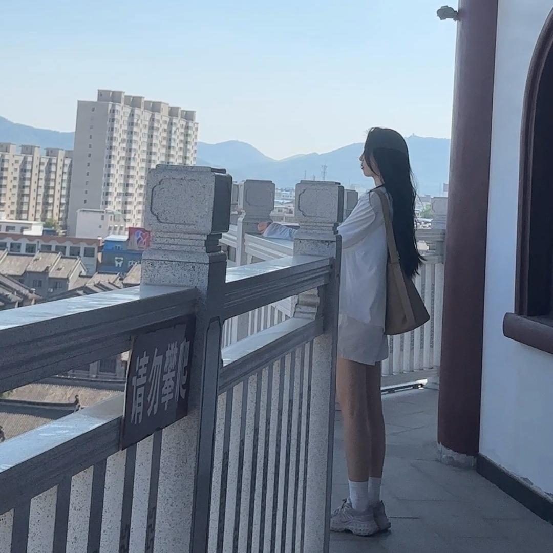 霏儿姐姐呀