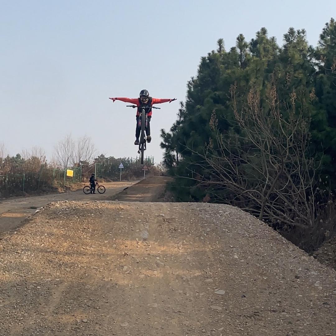 Wu Zexuan overturned