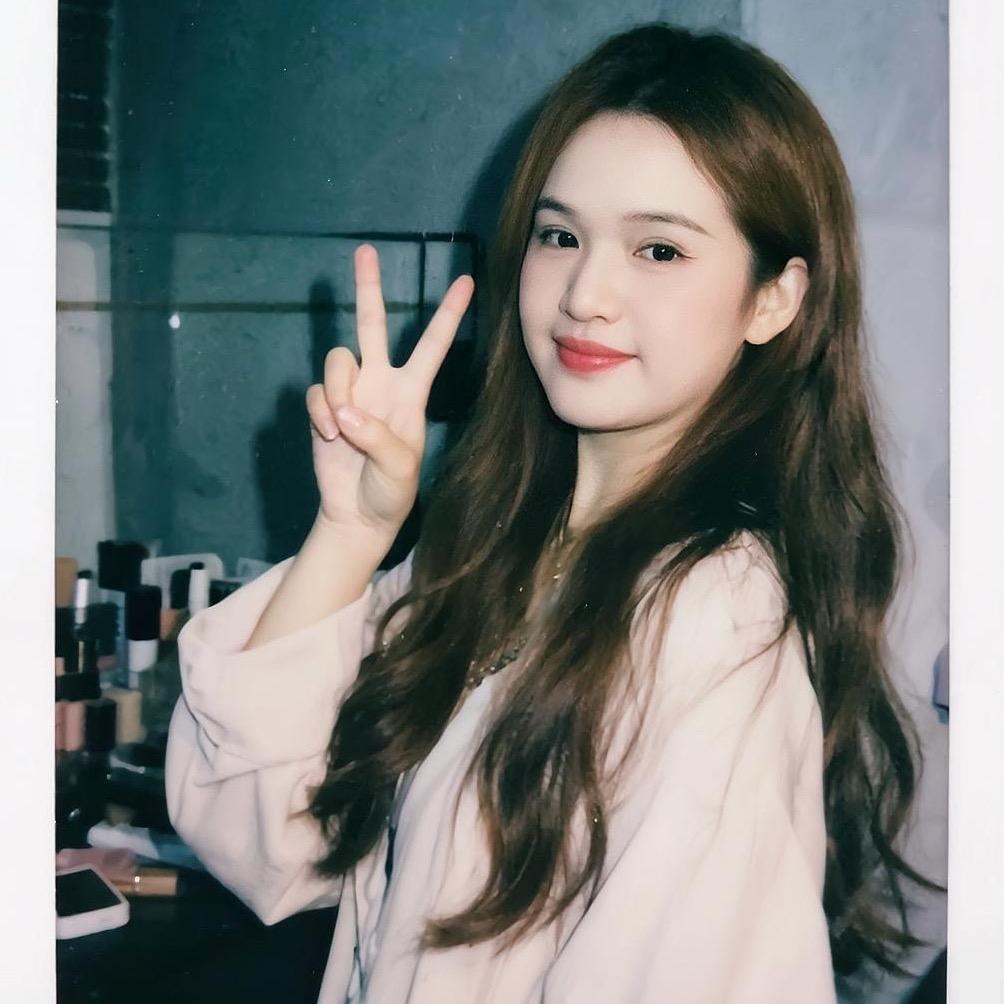 钱憨憨是莎莎的🐱🐱