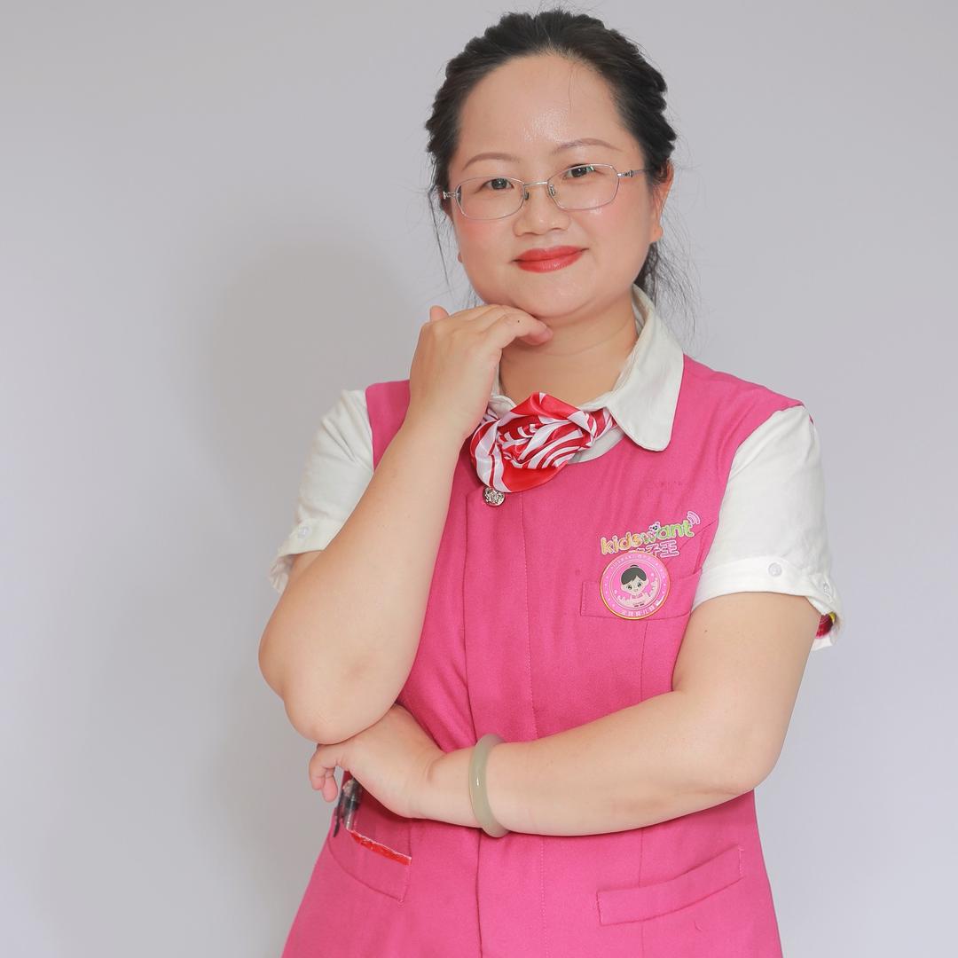 孩子王福萍姐姐