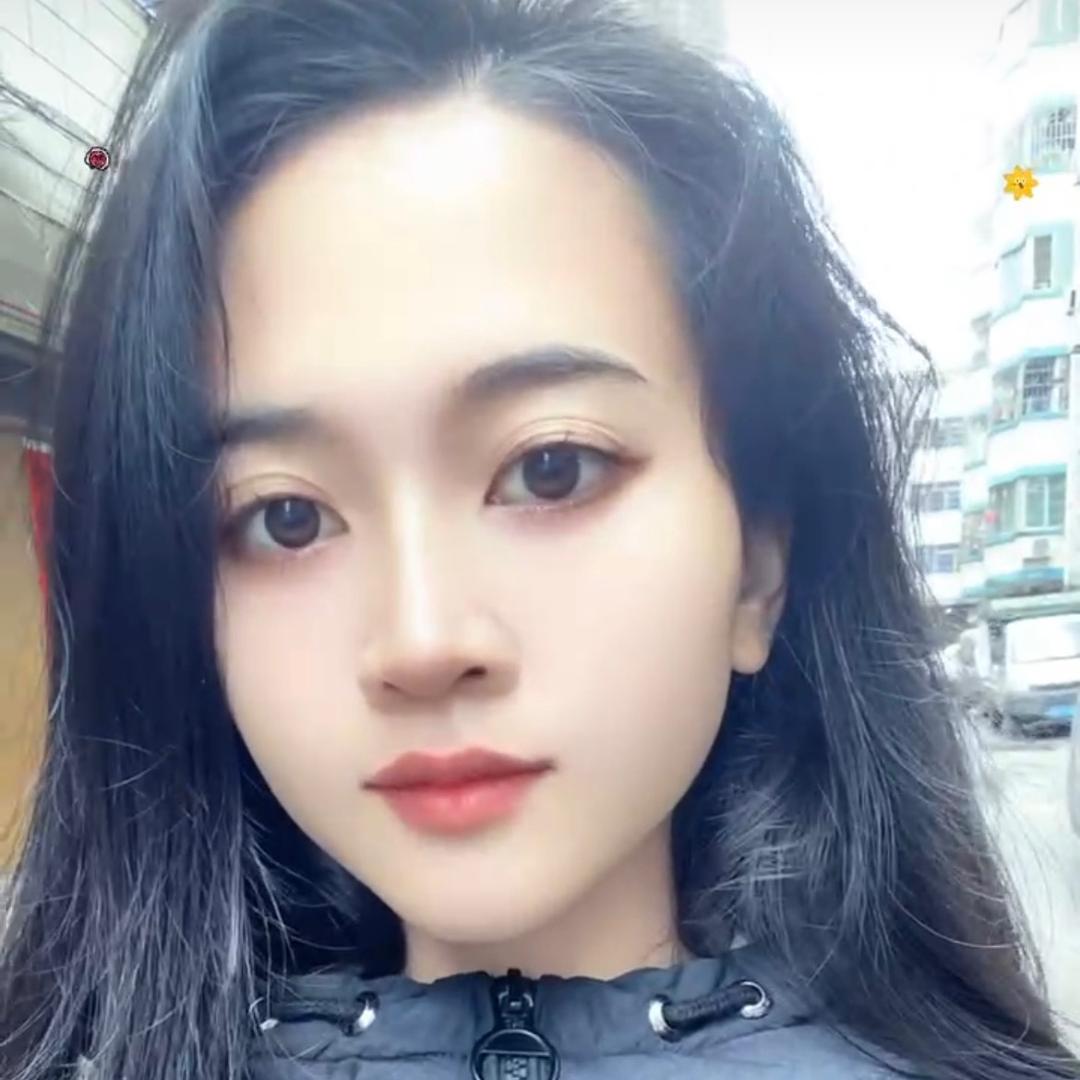 小青爱钓鱼🎣