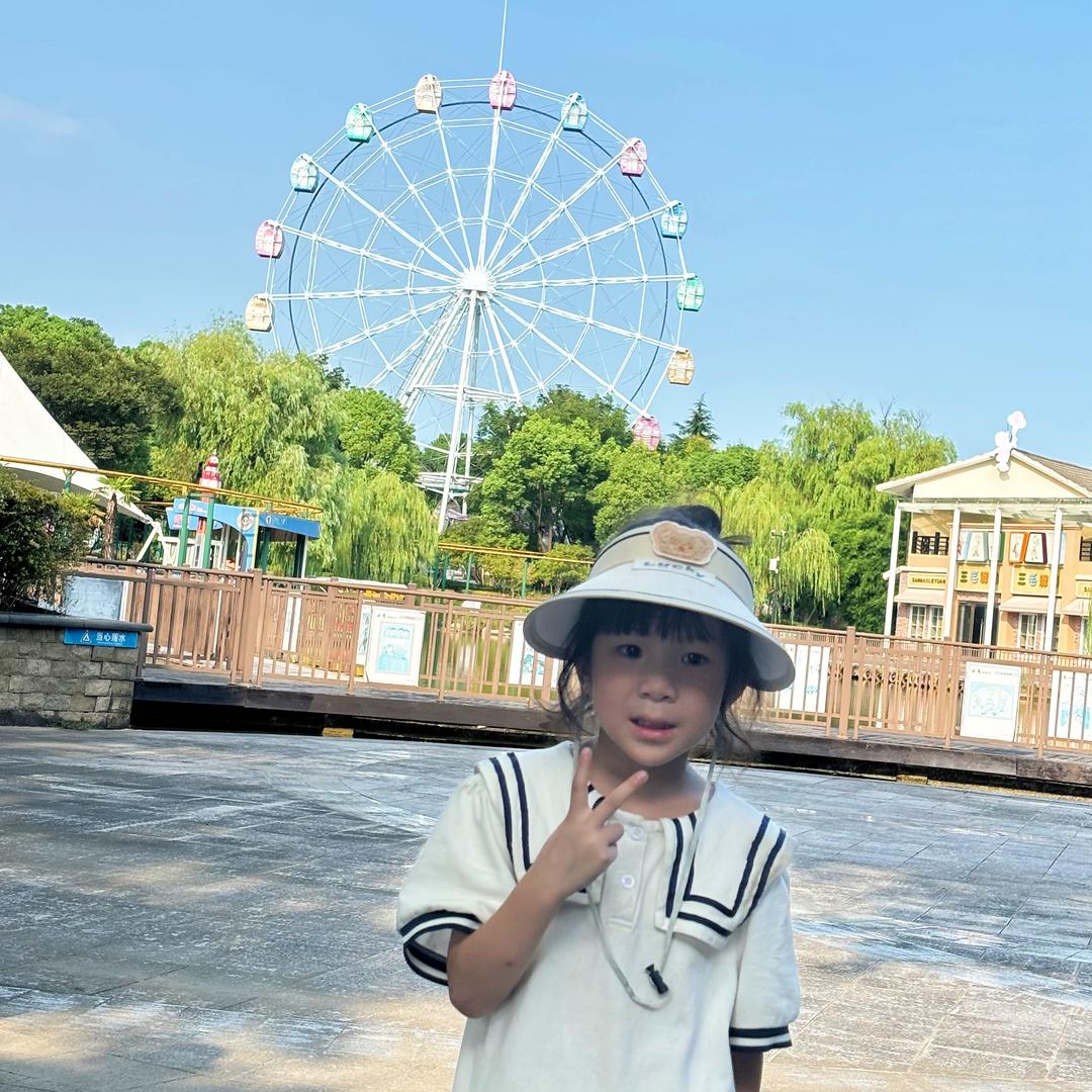 萝卜兔Ծ ̮ Ծ