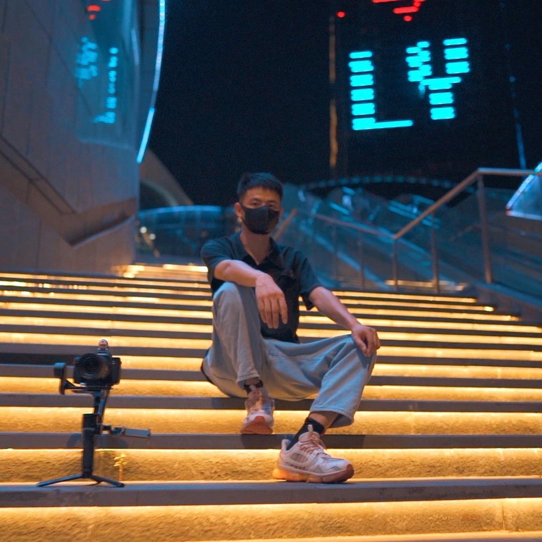 杜英浩