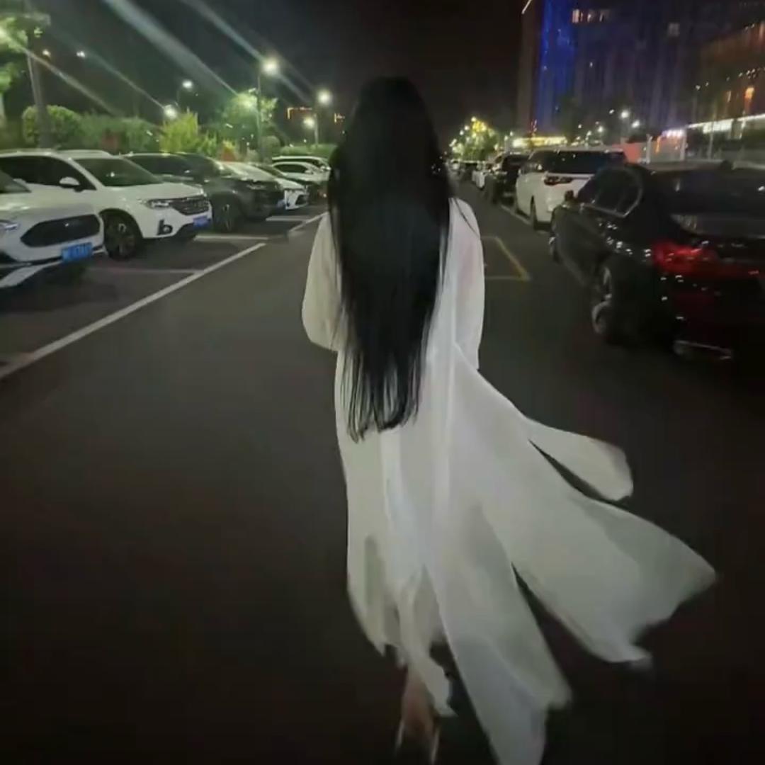 鹿离