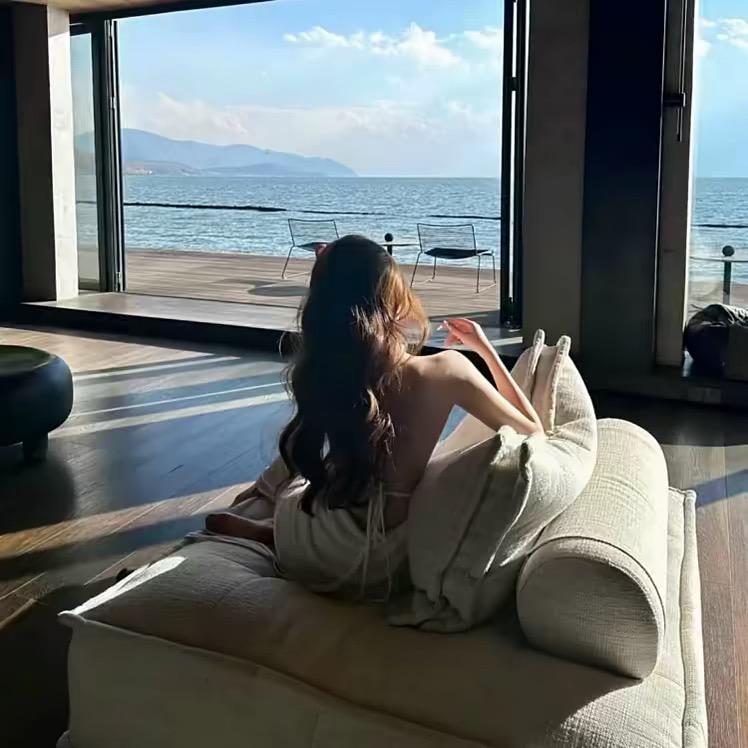 006.
