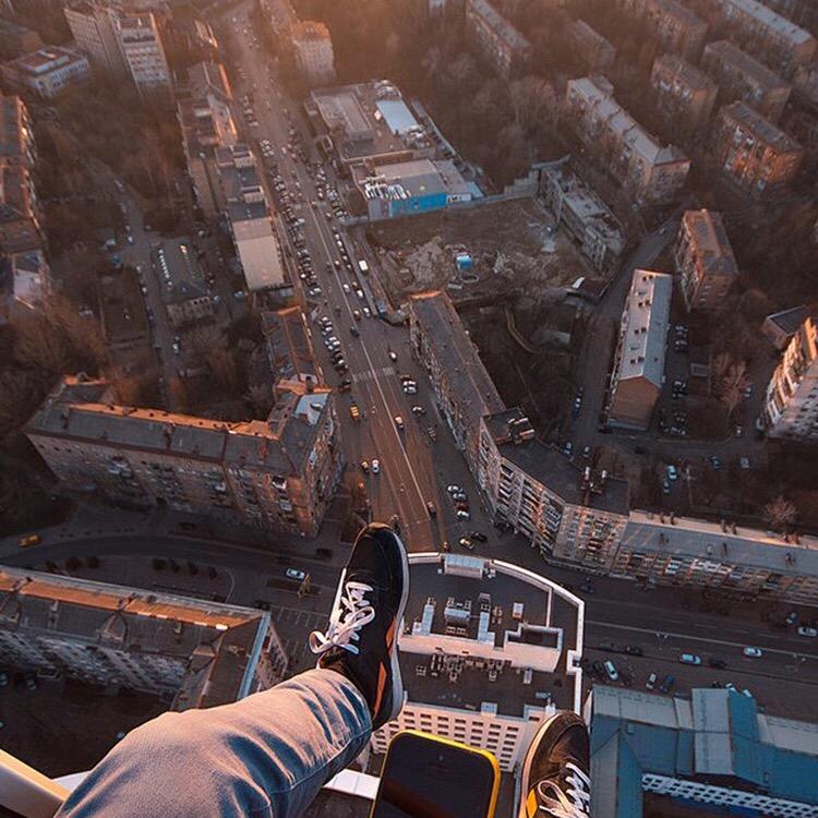 人生得意须尽欢丶