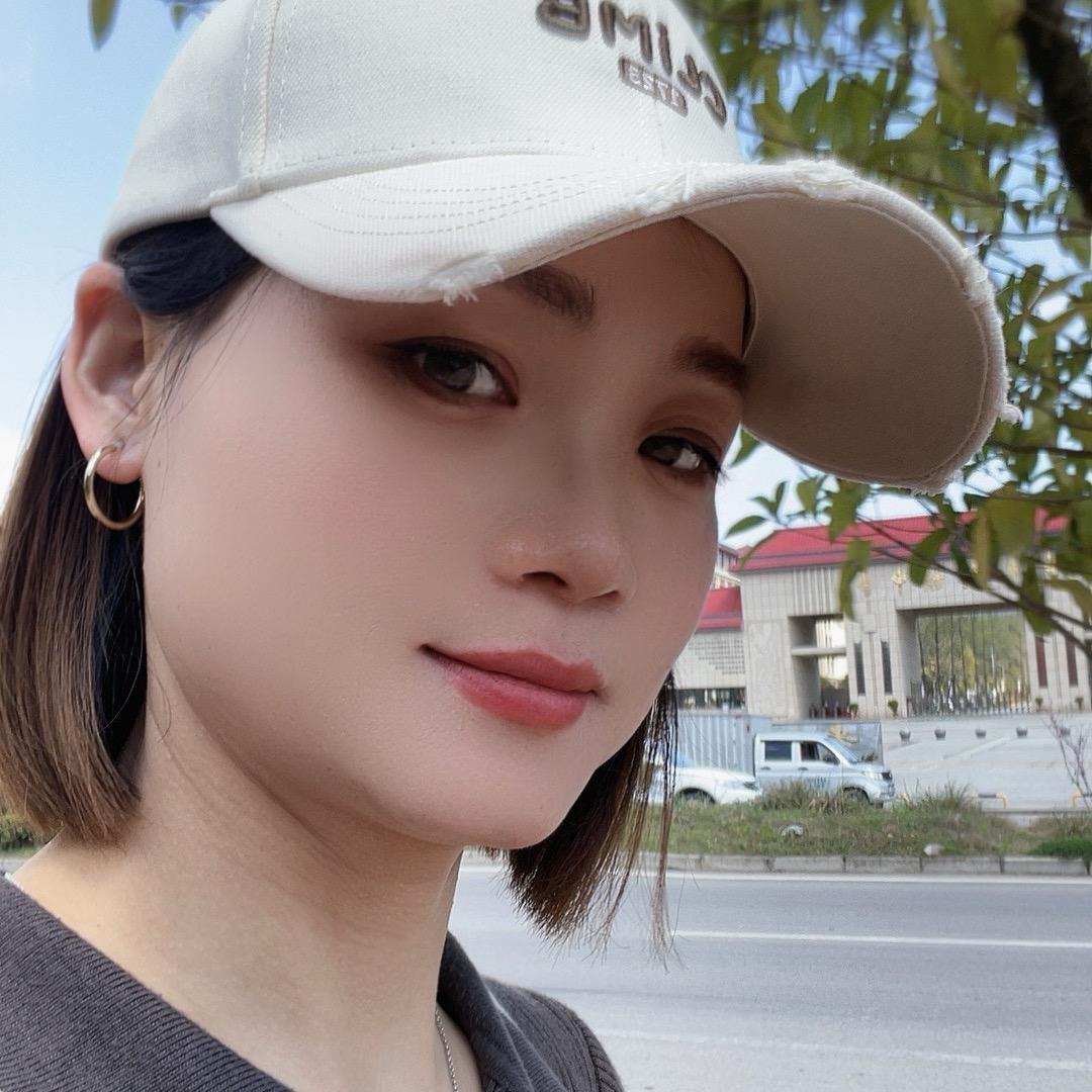 玲芝姑娘轻奢女装