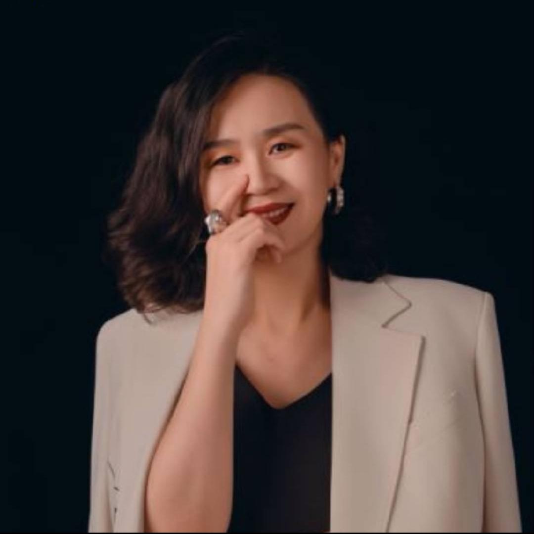 HEJUN荷珺中高端女装美学馆