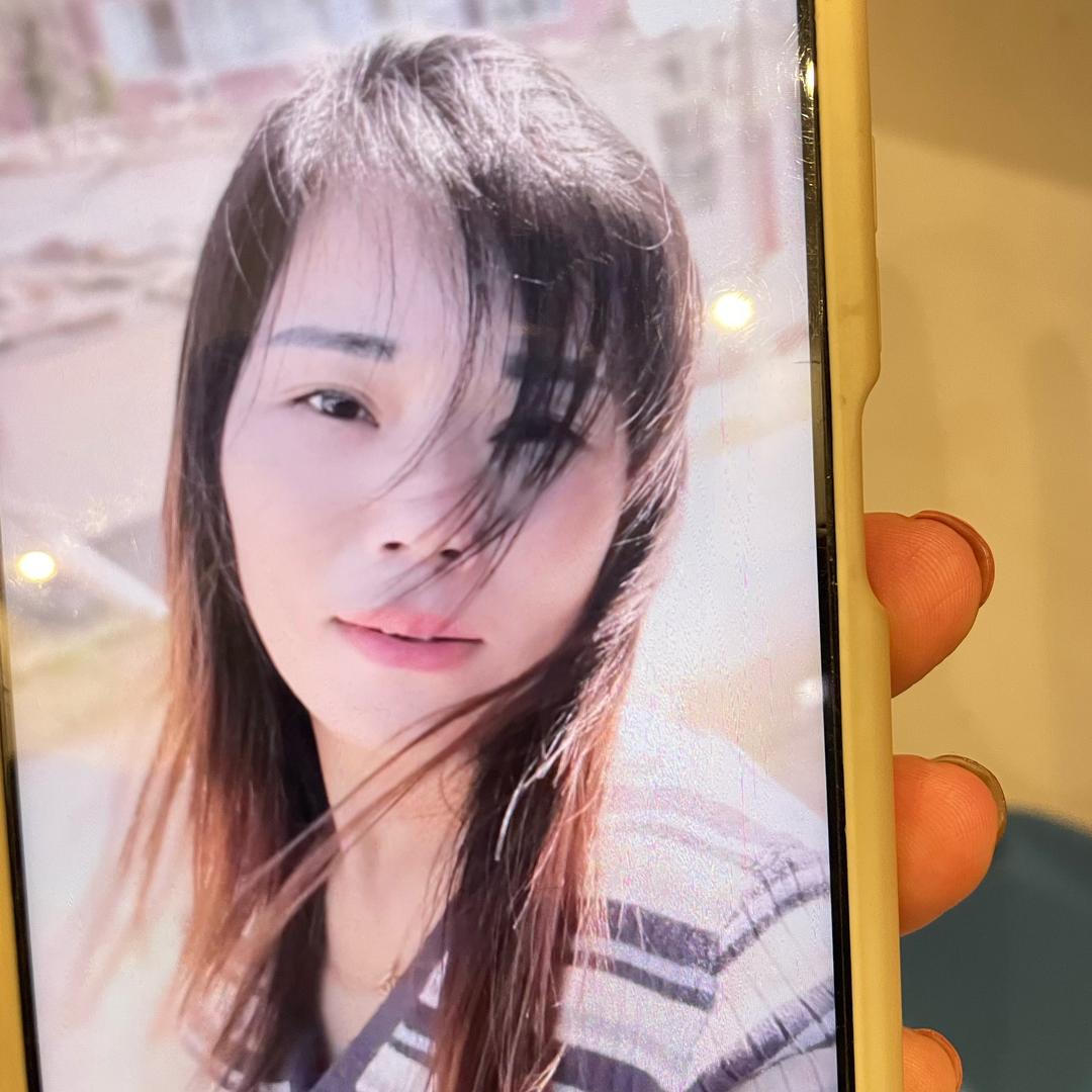 小妞