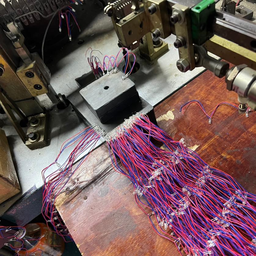 嘉琪电子自动化焊灯