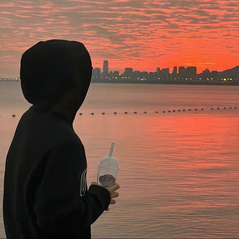 🌈麻辣龙虾韦丶