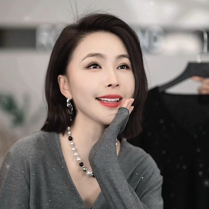 溶溶rong rong的精致衣柜