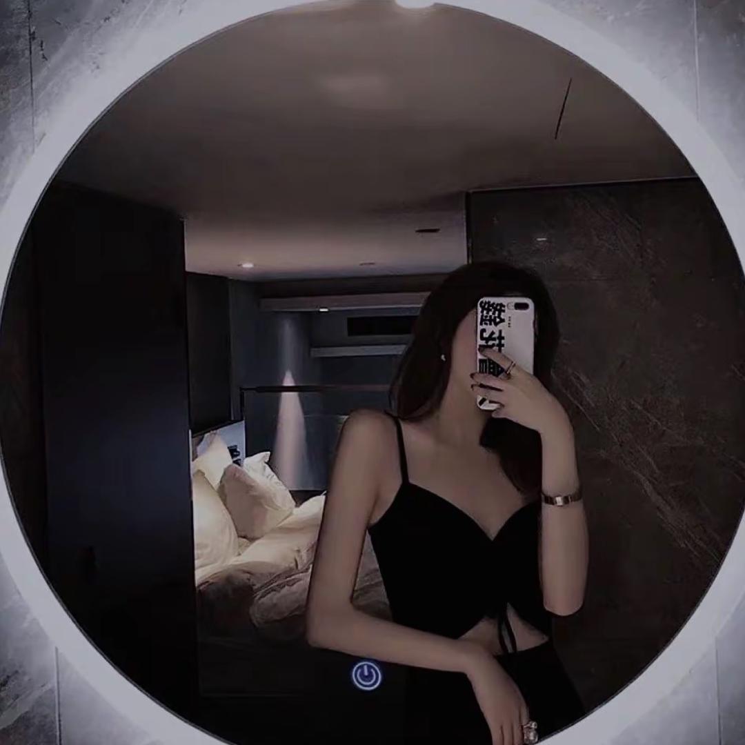 Y.☁️