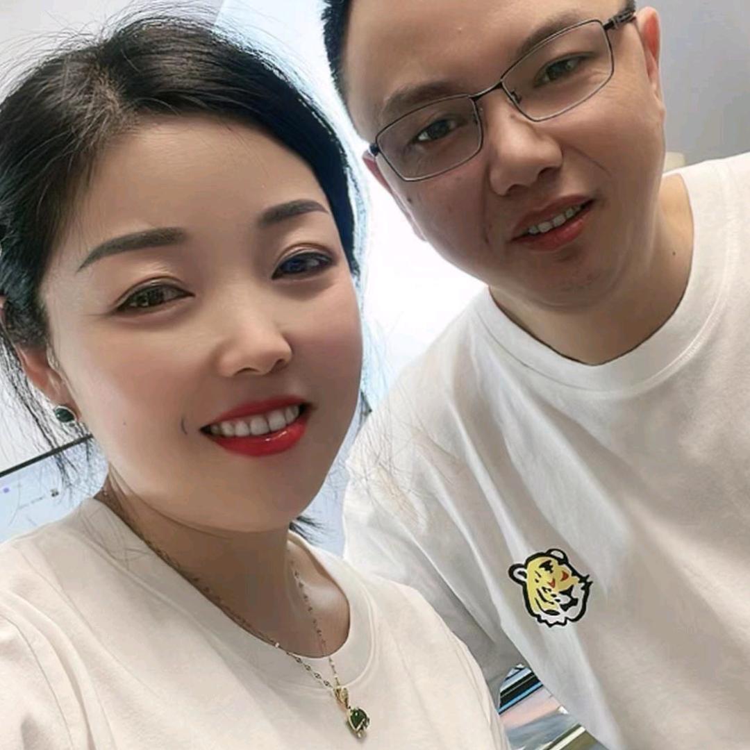 相伴一生（小何老公）