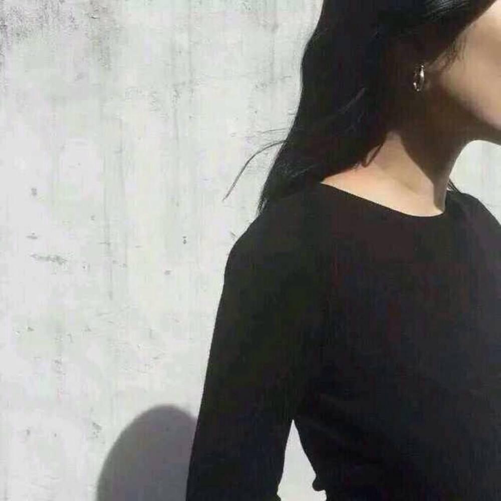 不见花海.