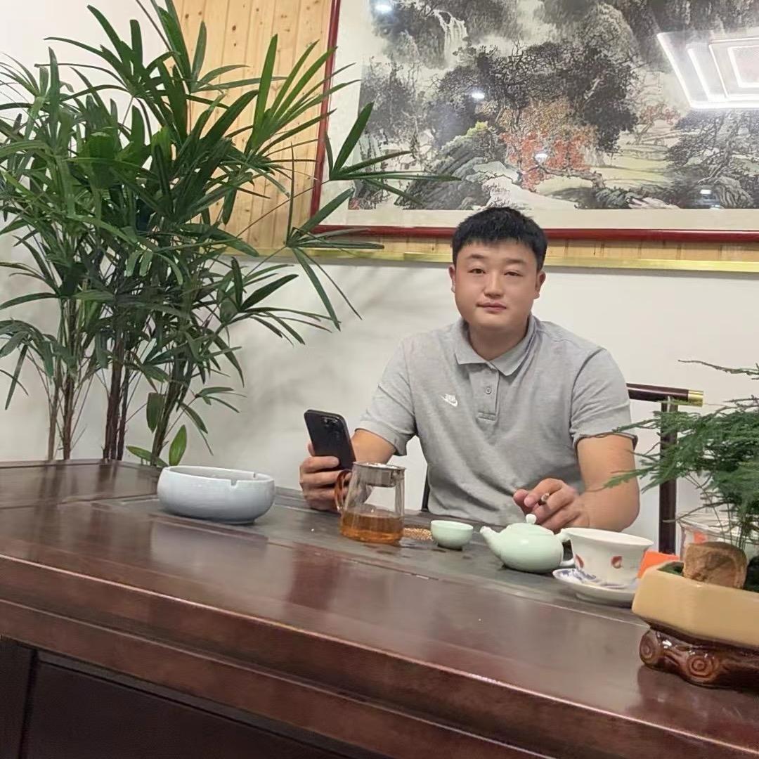 马臣  废钢破碎