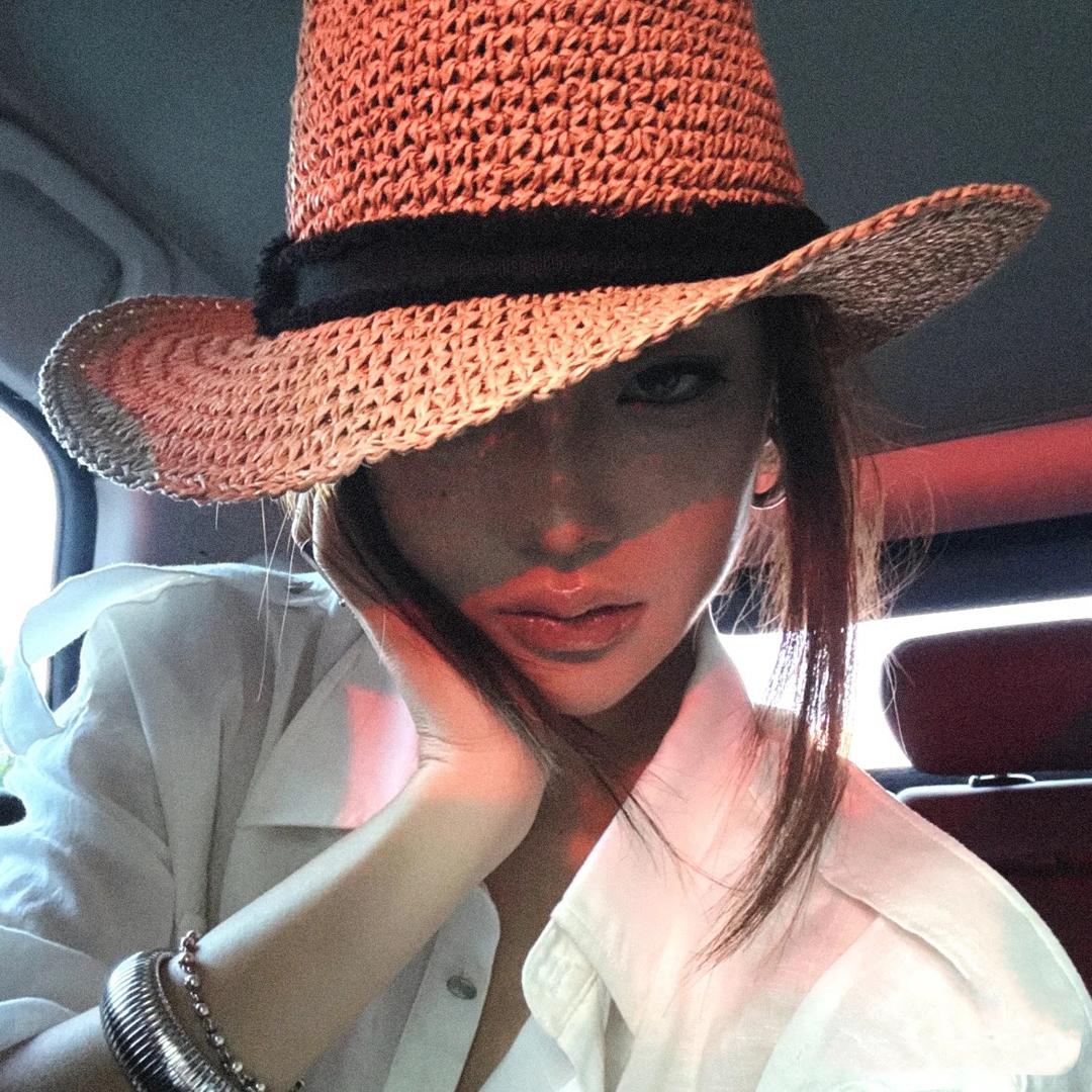 爱腹肌的老阿姨