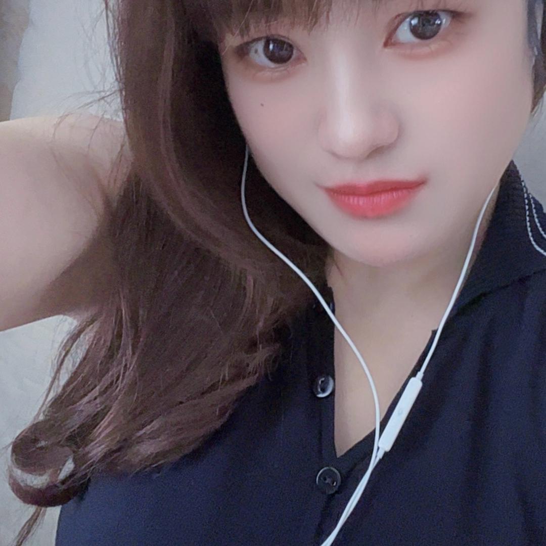 🌈玲玲 (橱窗营业中)