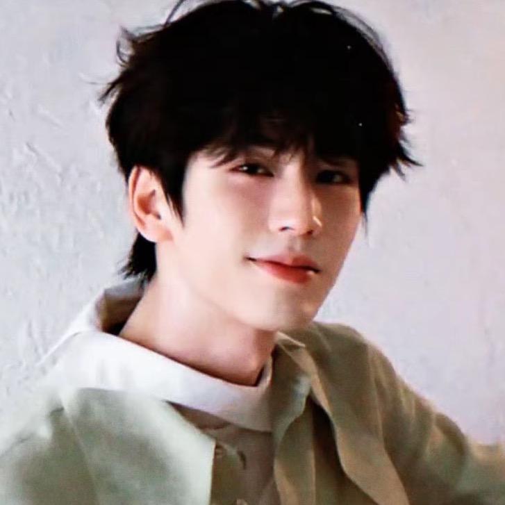 桃•李 🫶🏻chi 鱼༠⤘