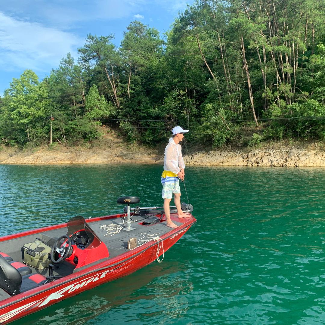 黄山太平湖浪里白条