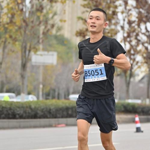 阿豪爱跑步