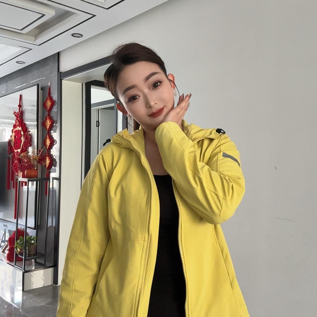 歌手👩‍🎤主持人萱萱