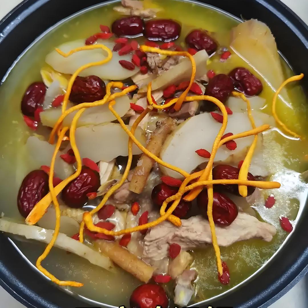 仙丰领航天麻种植基地杰哥天麻