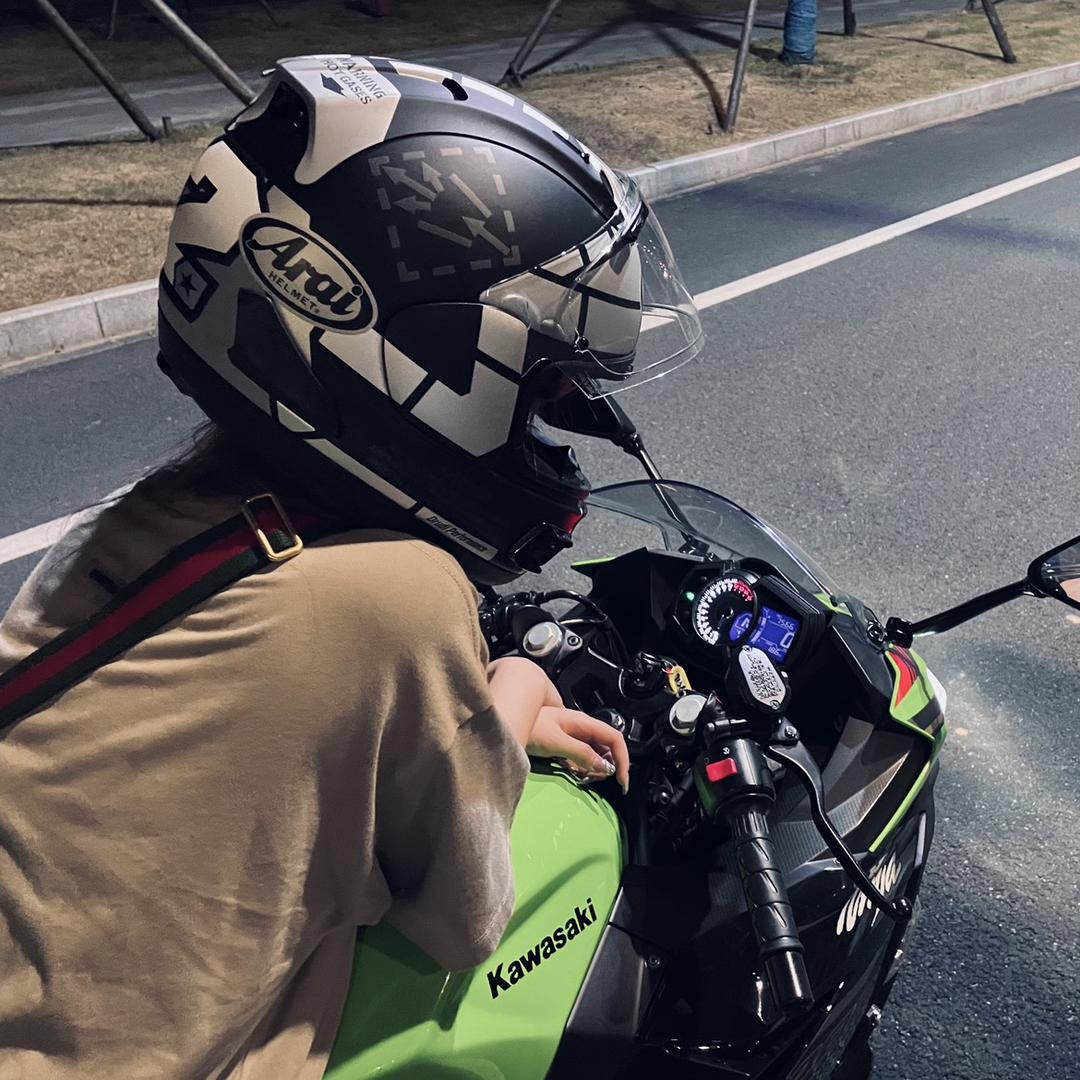 小撮心
