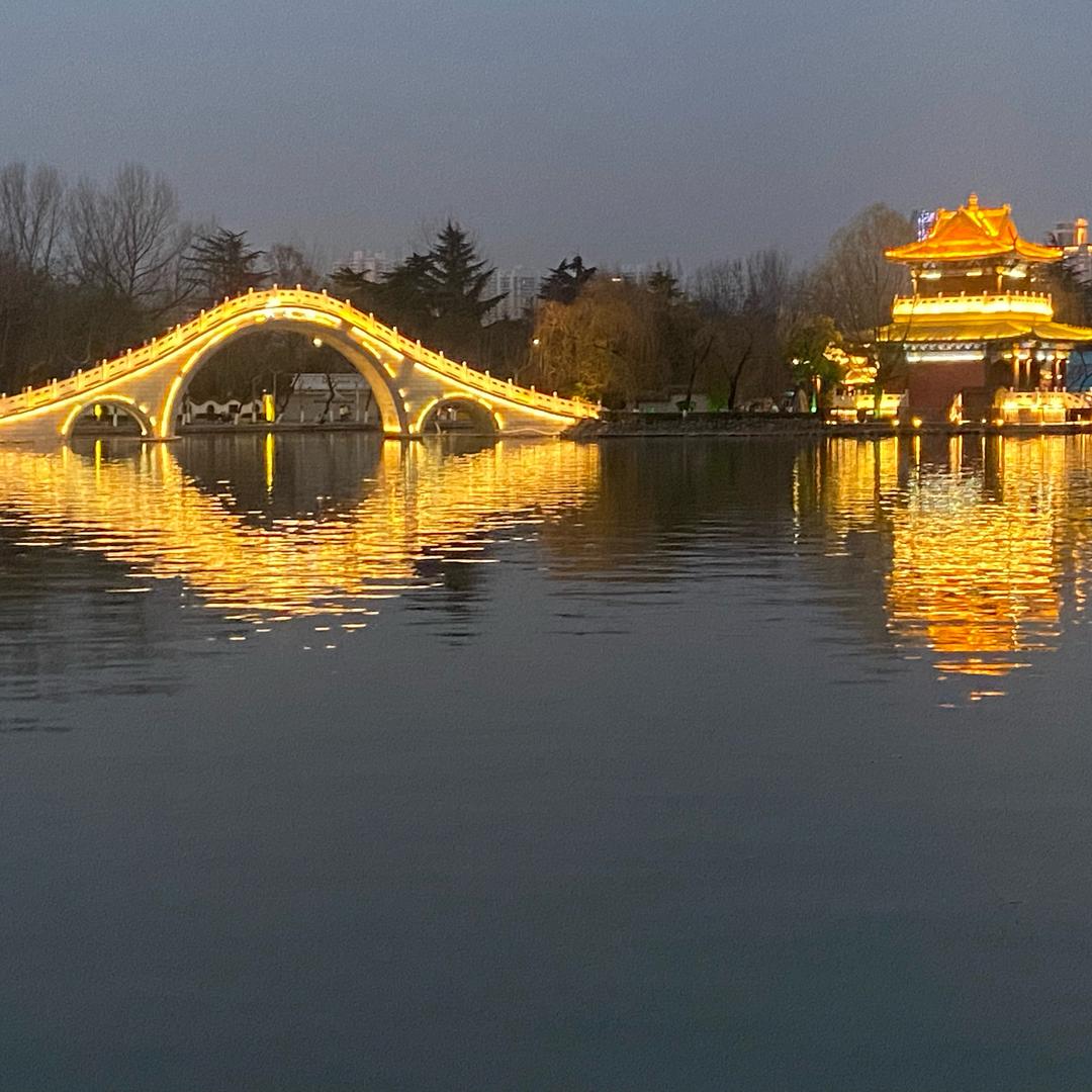 出示付款马先生