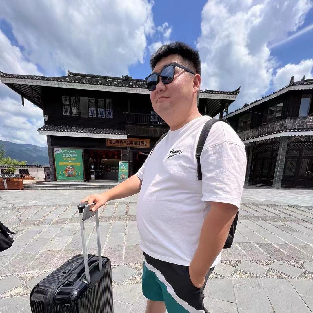 贵阳全屋定制刘厂长