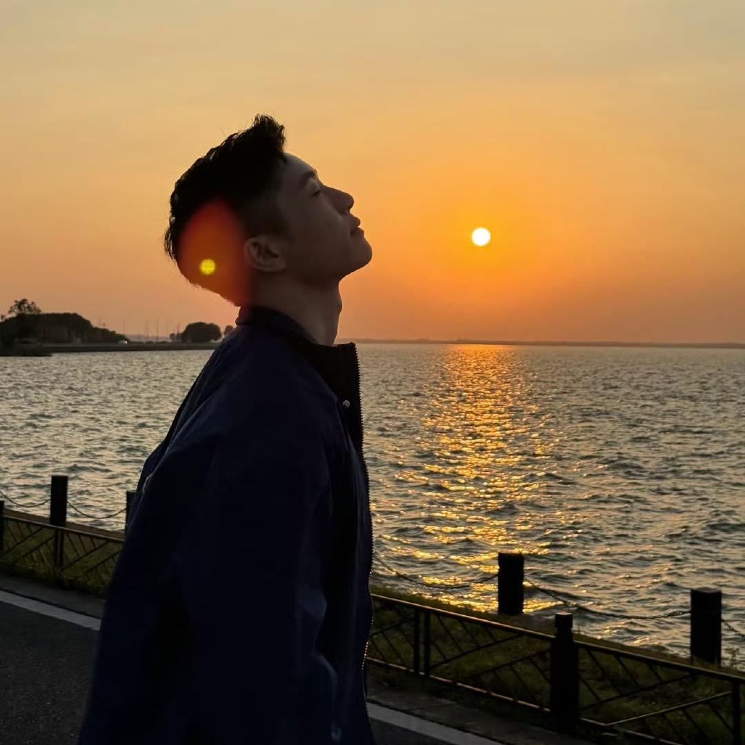 穿裤子的小青蛙