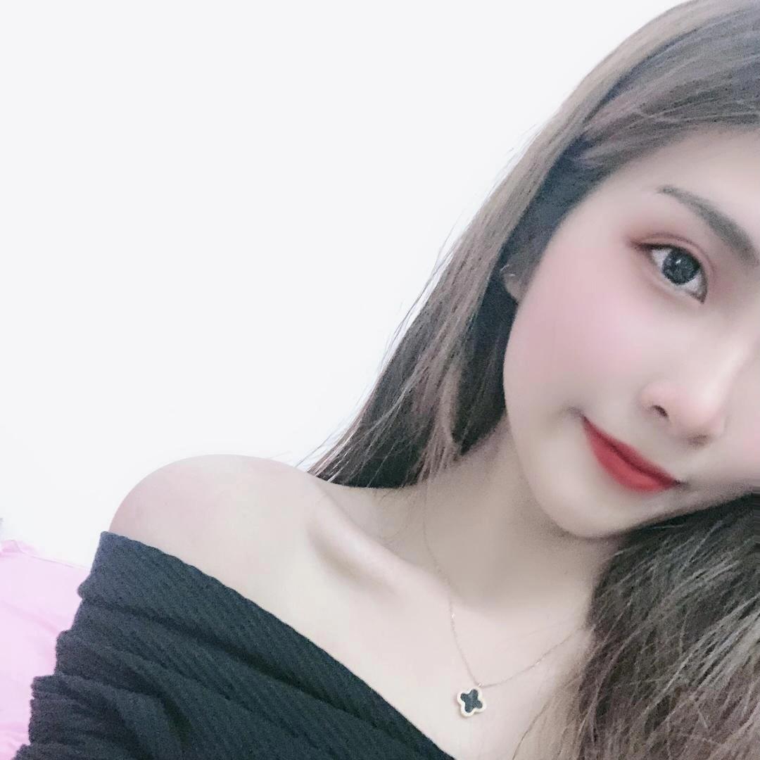 勉强可爱🎀
