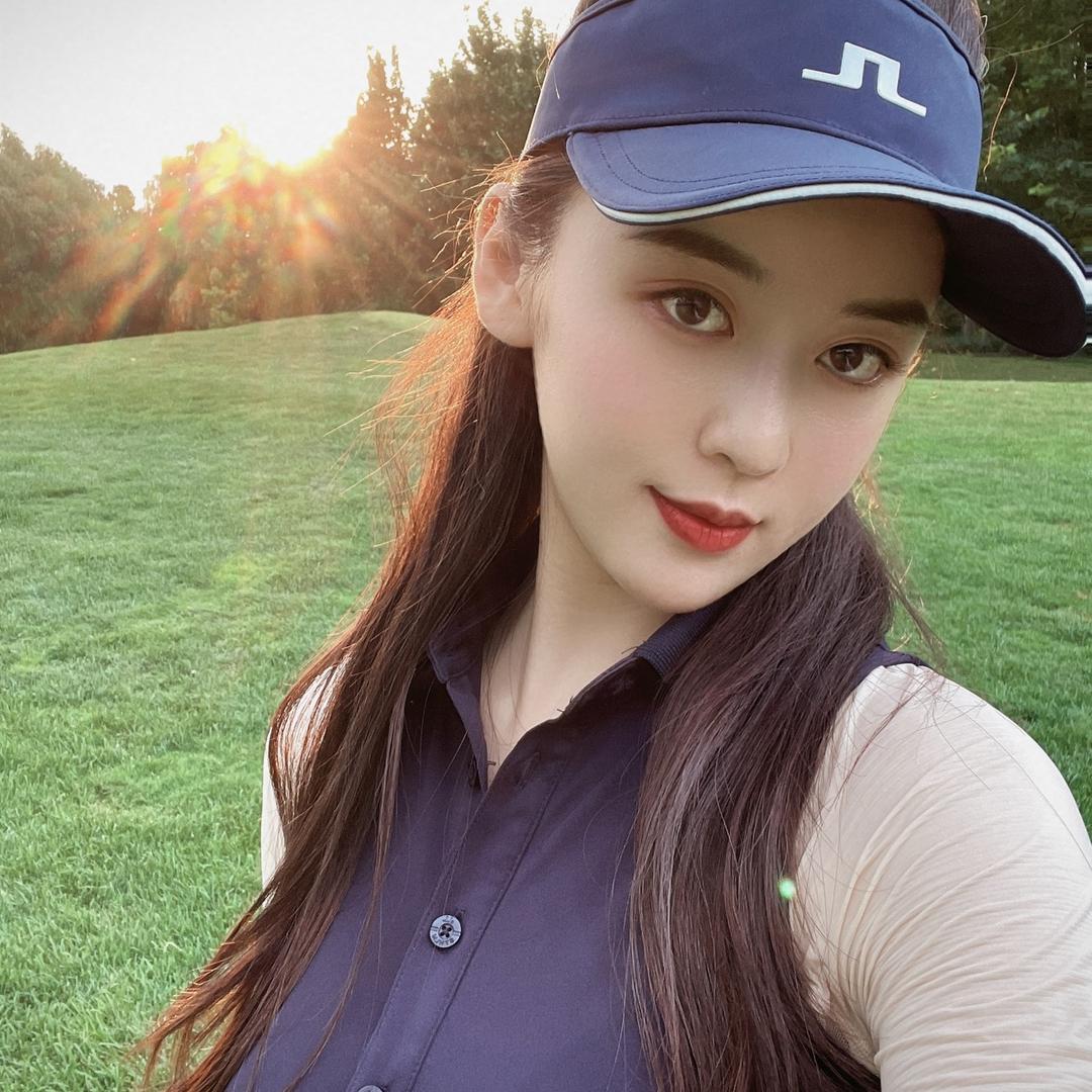 语雪(落地小公举)@抖音