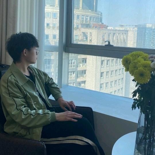 原阳舍予美学苏渮博