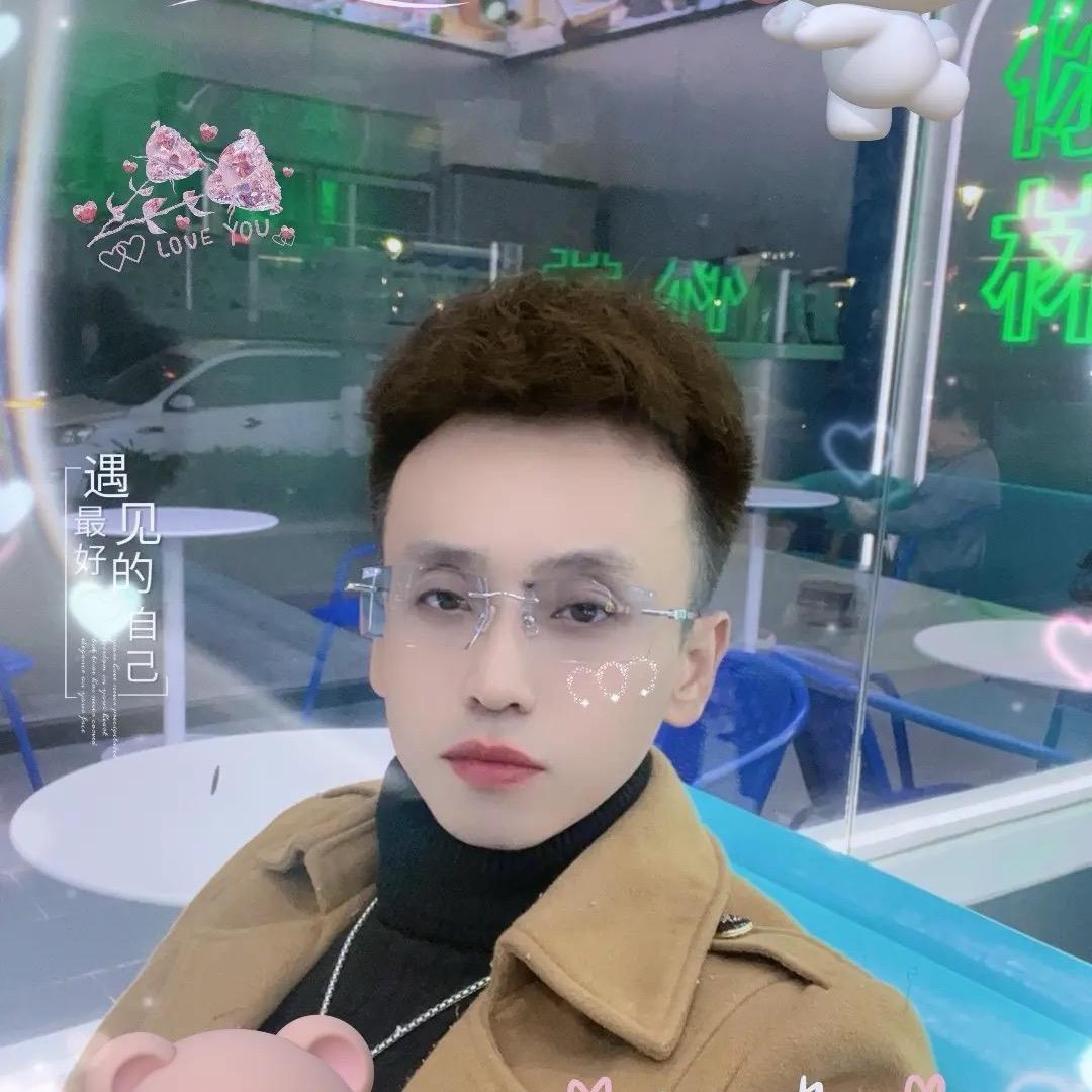 盛夏的鸣蝉声