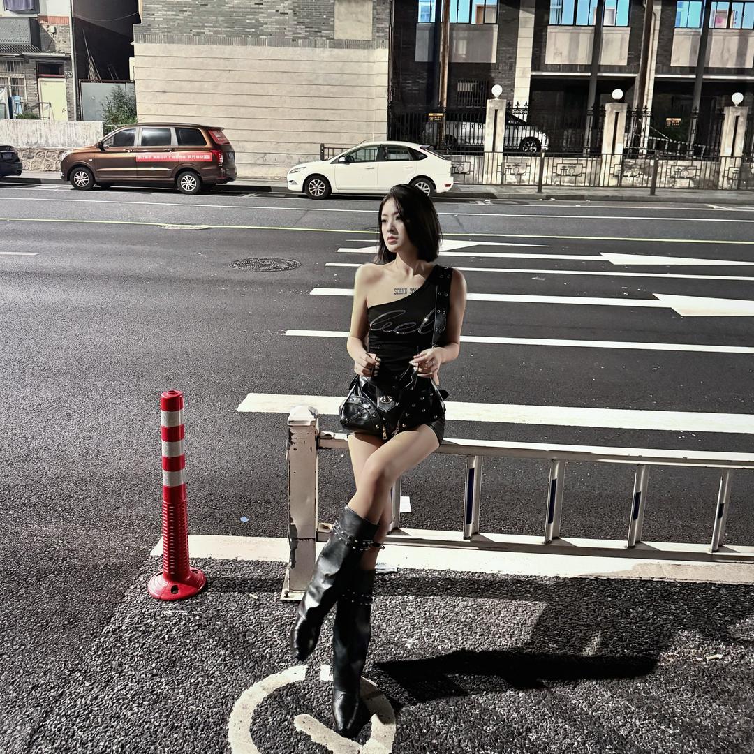 ：小佳怡