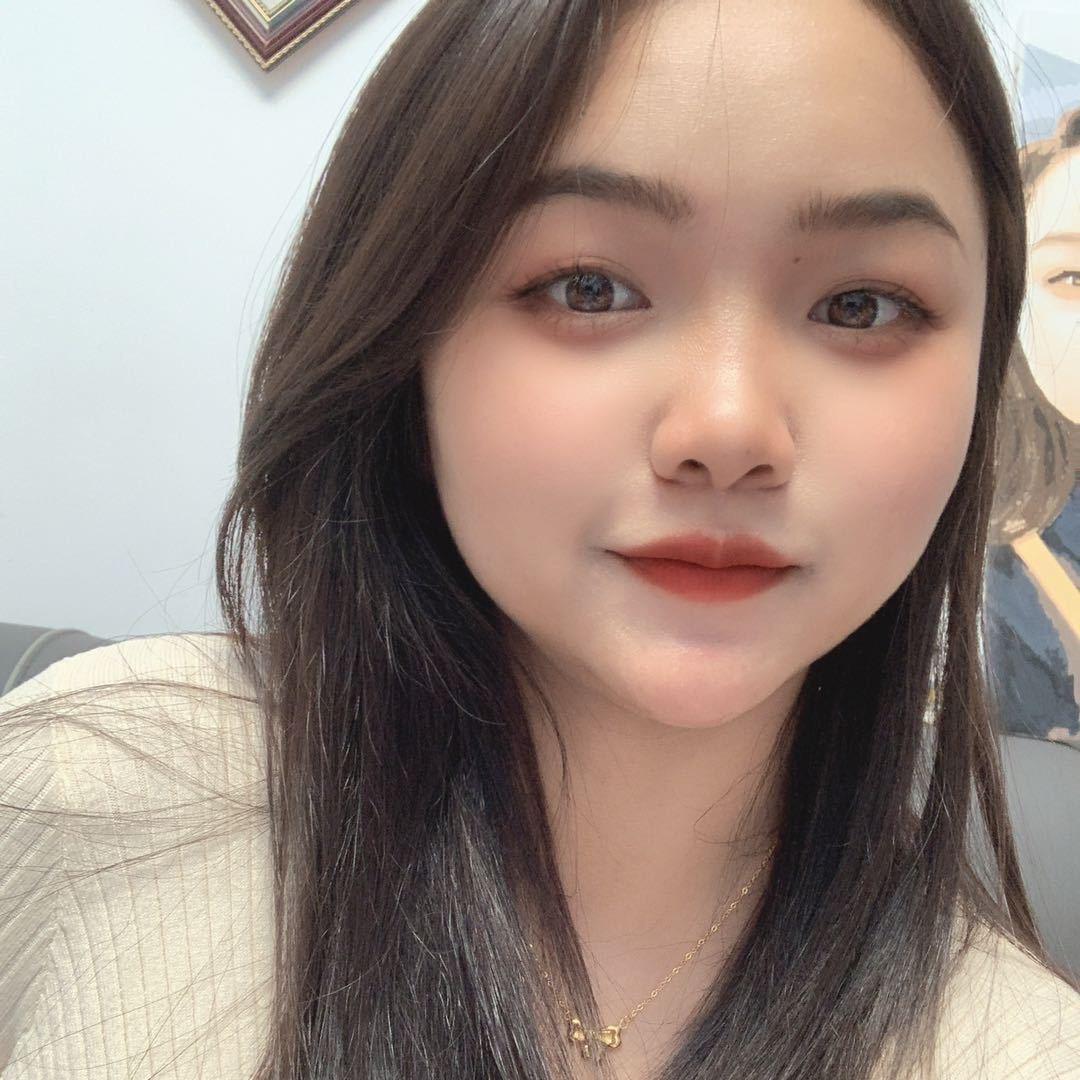 婕妤🧚♀️🧚♀️