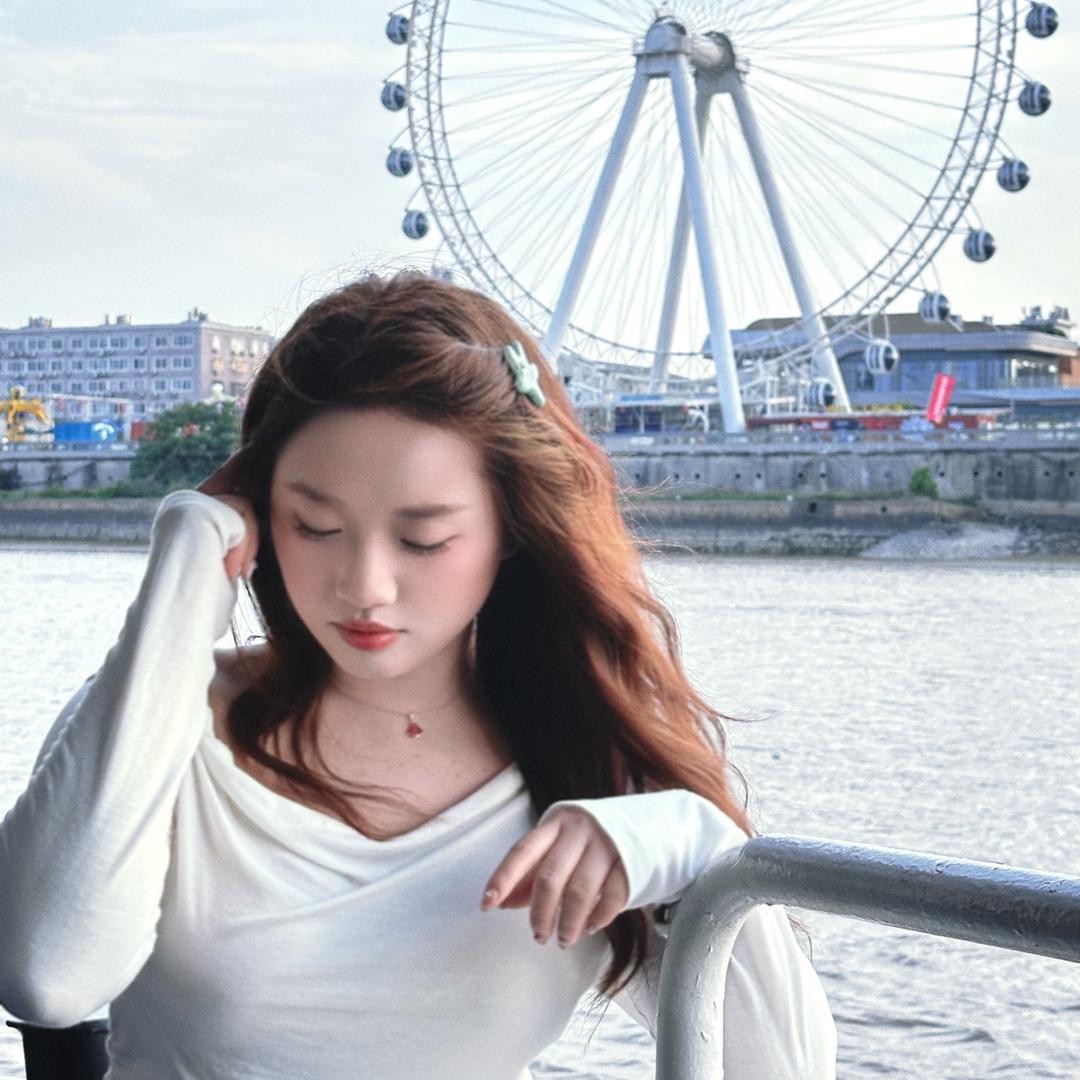 麻辣汤唯