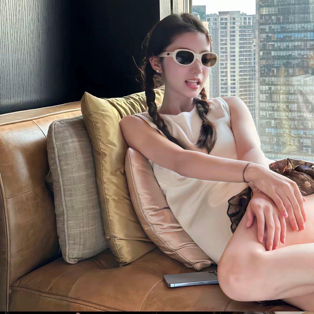 义乌辉总男装5仓呗得晴晴服饰