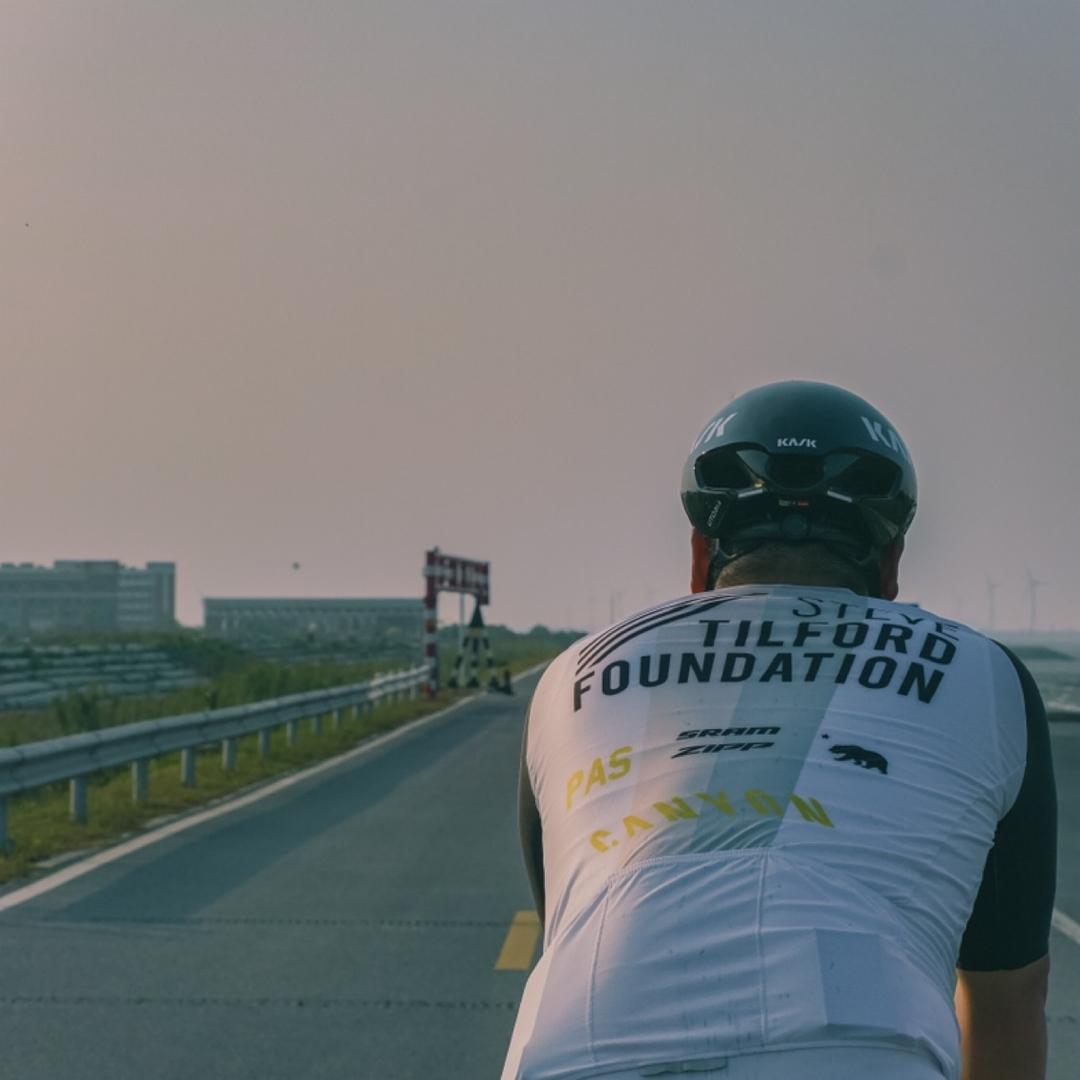 不会摇车的胖子🚲