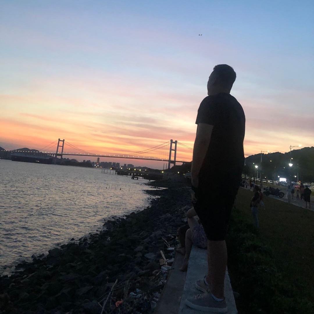 小威威很哇噻✨ᵛ¹