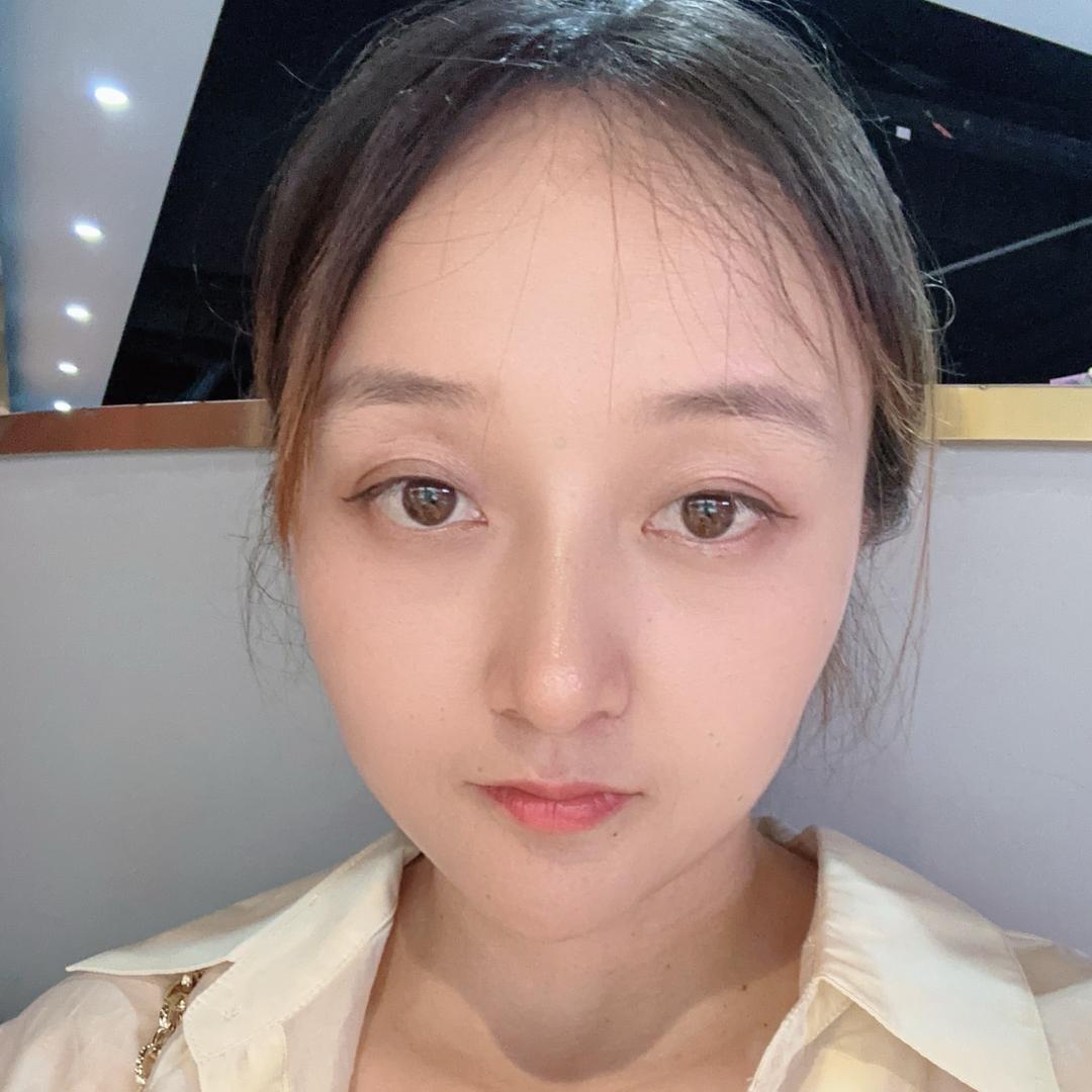 刘刘吖