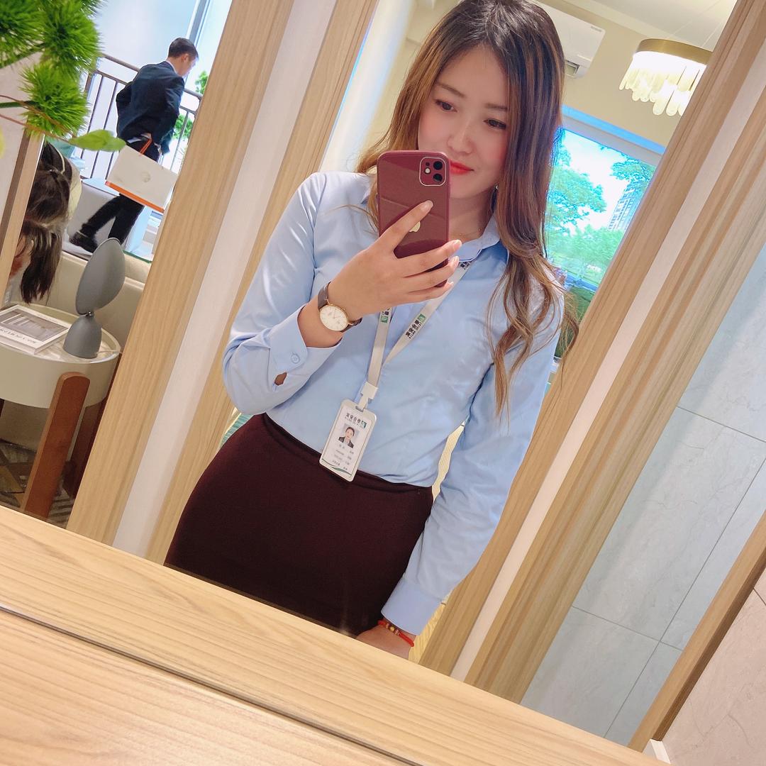 罗山卖房老阿姨朱丽