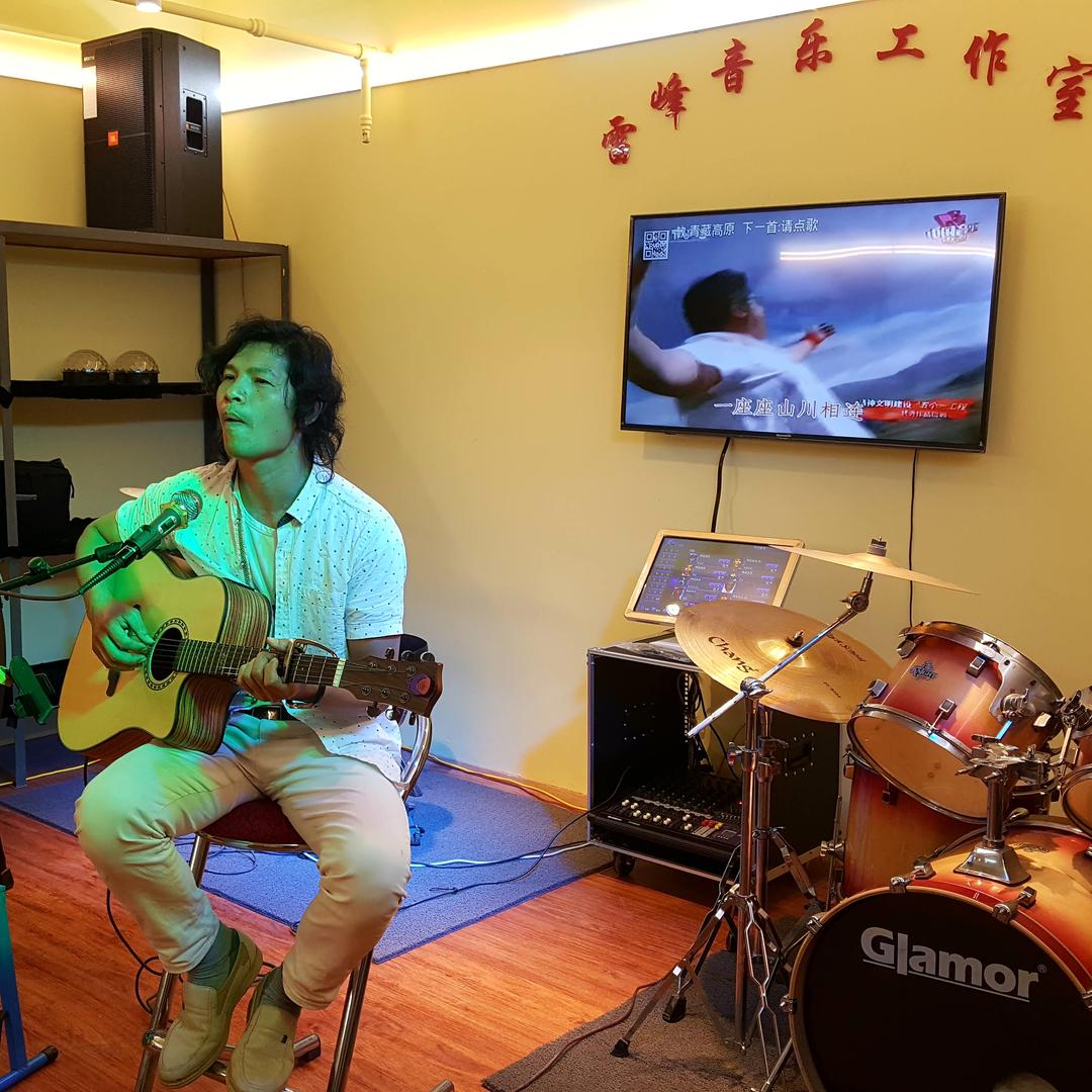 峰吉他教学,艾菲斯吉他厂