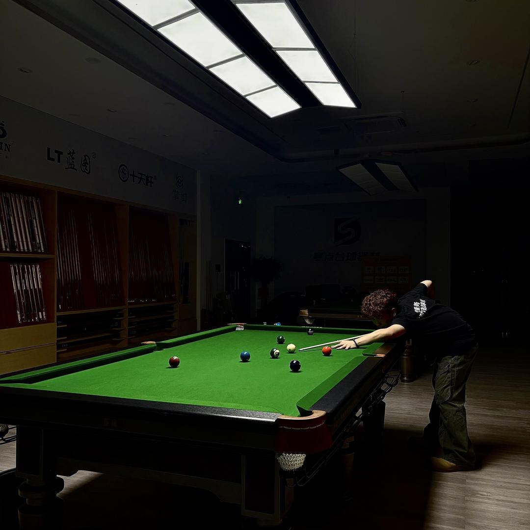 广东赛点台球器材水涛