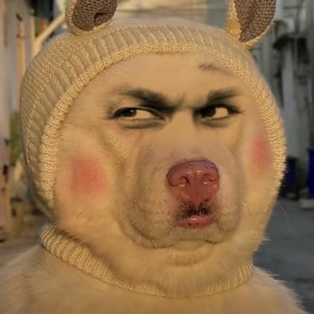 山上撒尿淋少年