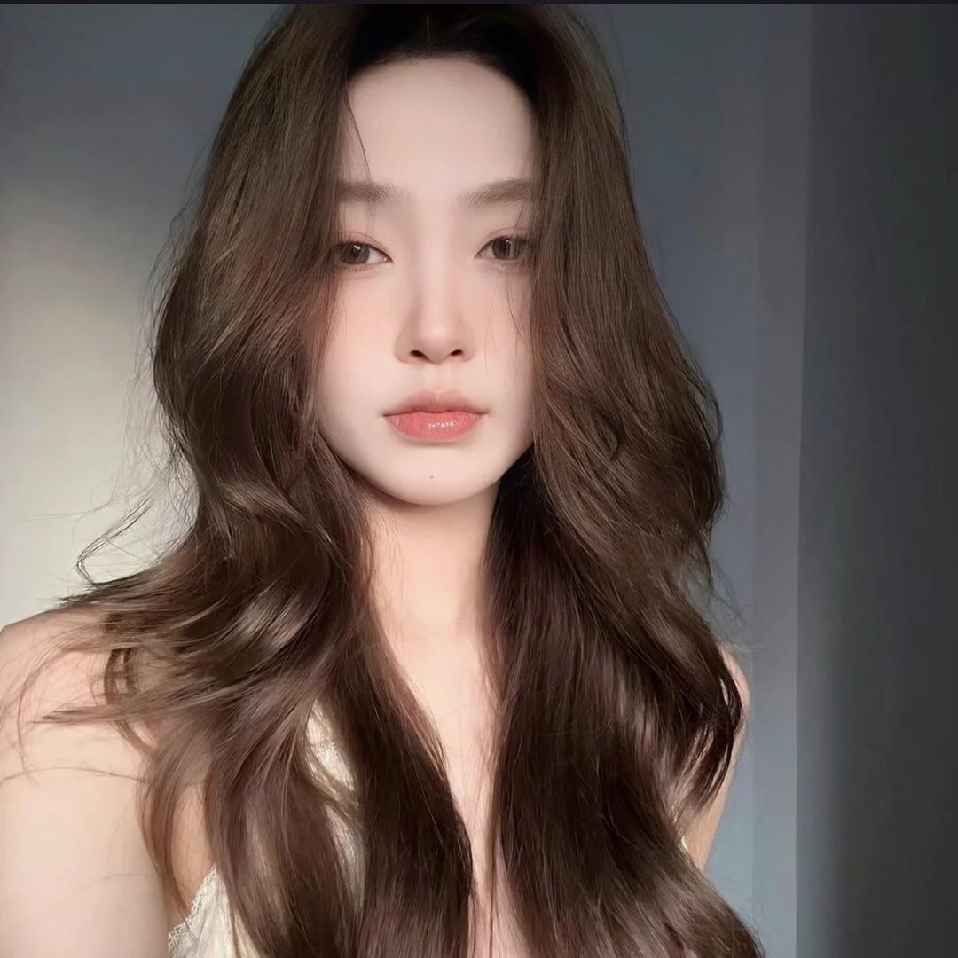我不是肖雅 .