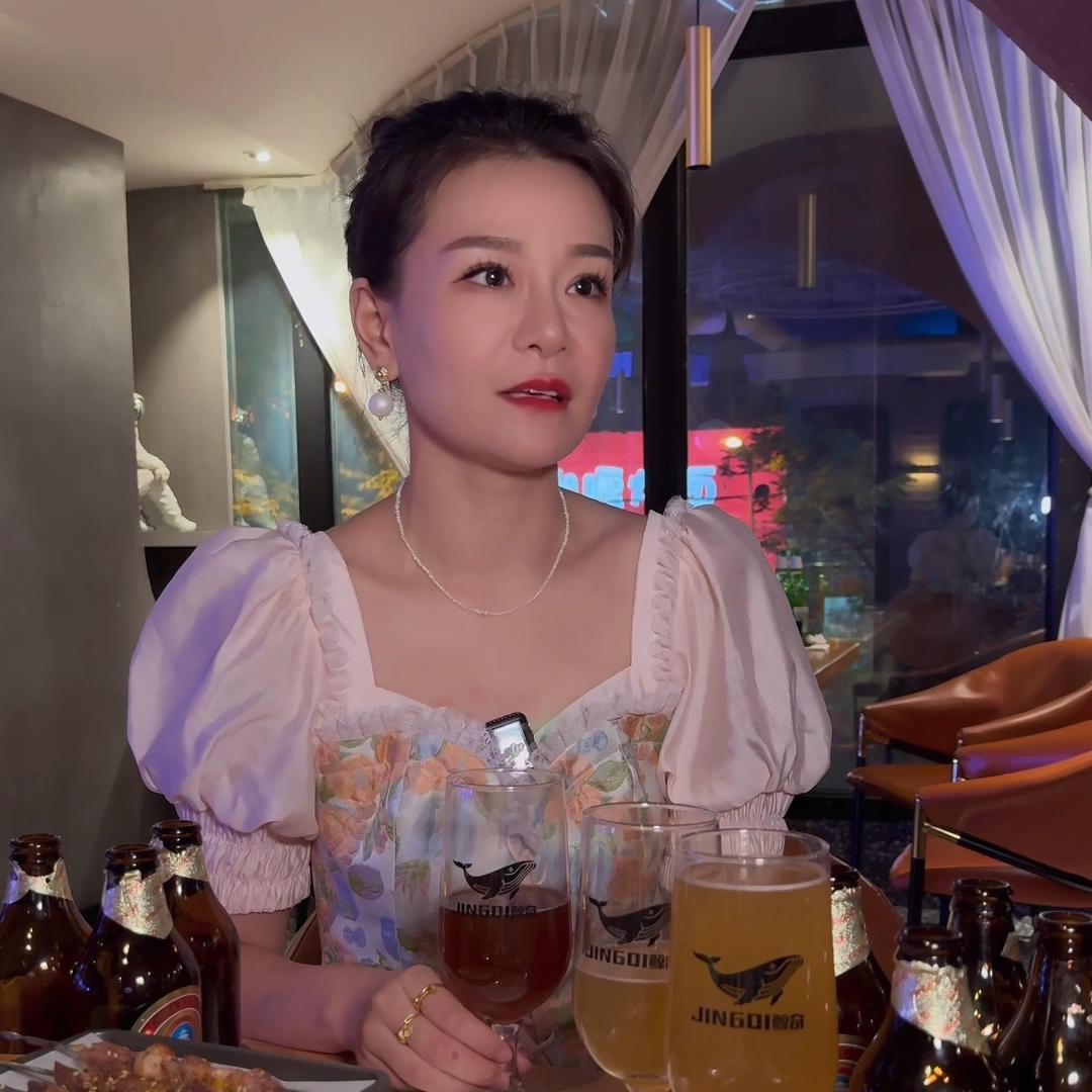 漯河撸焰烧烤老板娘